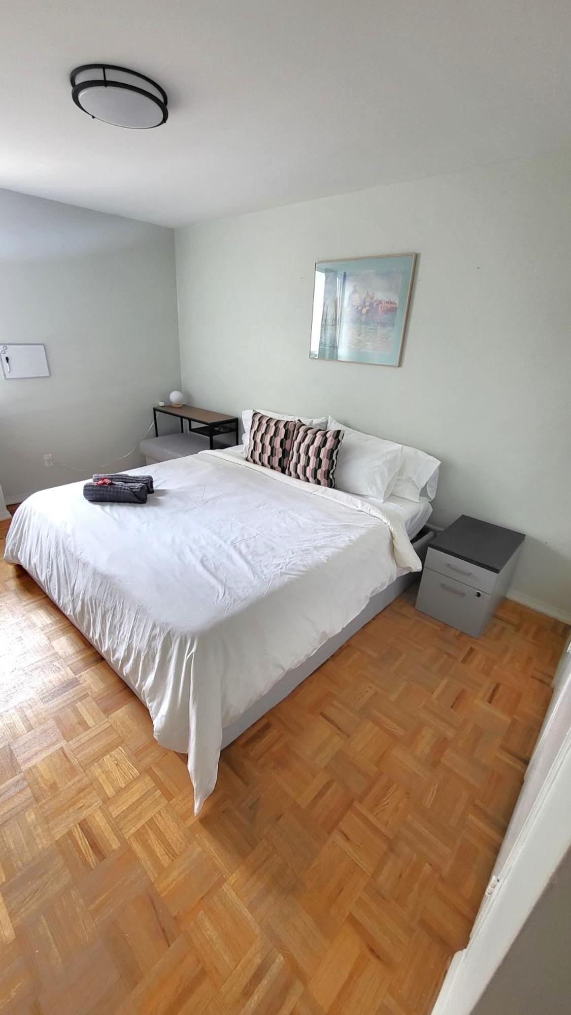 Apartament Downtown Gem By The Subway Toronto Zewnętrze zdjęcie